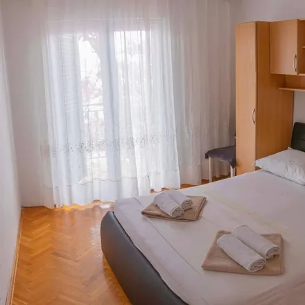 Image 5 - 21469, Croatia - Apartment for rent