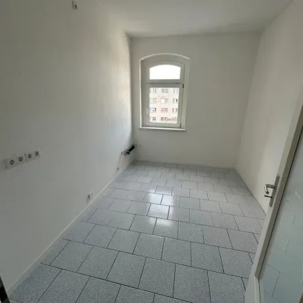 Image 4 - Halberstädter Straße 14, 06112 Halle (Saale), Germany - Apartment for rent