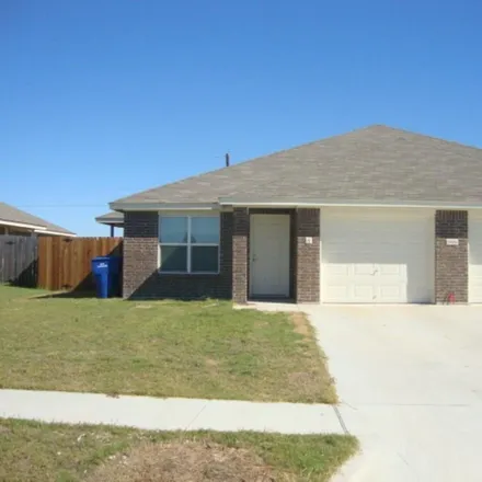 Rent this 3 bed duplex on 2908 Starlight Drive in Copperas Cove, TX 76522