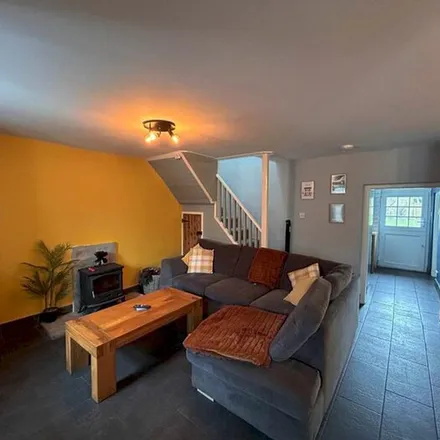 Rent this 2 bed apartment on Ysgol Llandewi Brefi in B4343, Llanddewi Brefi