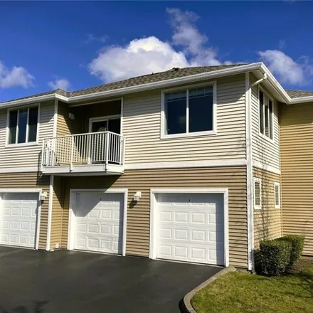 Buy this 2 bed condo on 1129 61st Street Southeast in Auburn, WA 98092