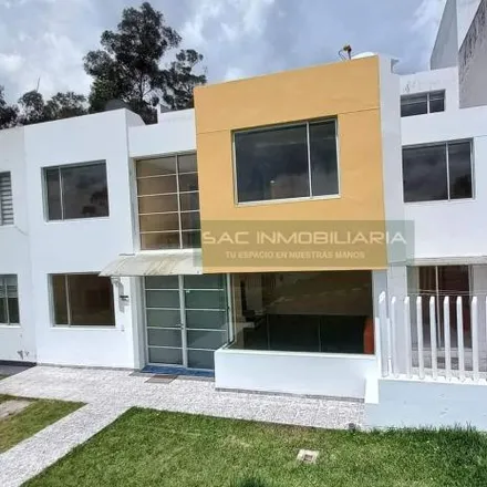 Image 2 - Panadería Argentina, OE9 Calle D, 170103, Quito, Ecuador - House for rent