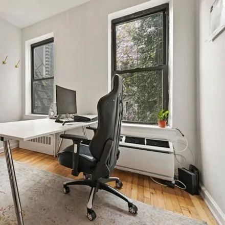 Rent this studio apartment on 252 East 89th Street in New York, NY 10128