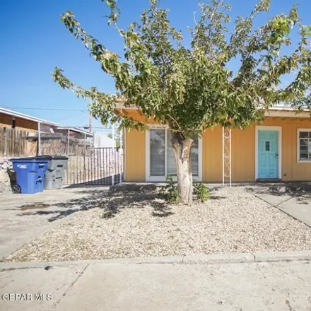 Rent this 3 bed house on 3855 Thomason Avenue in El Paso, TX 79904