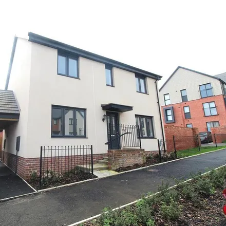 Rent this 4 bed house on unnamed road in Cardiff, CF3 6YT