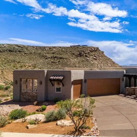 Buy this 3 bed house on 1033 West Chandler Drive in Saint George, UT 84770