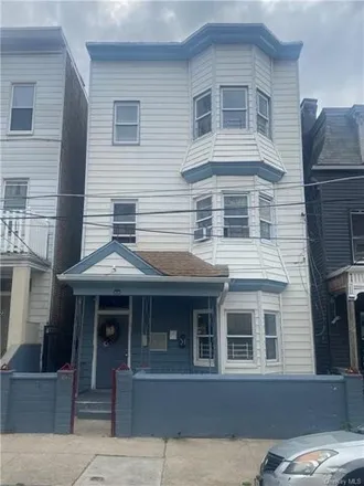 Rent this 3 bed house on 121 Linden Street in Park Hill, City of Yonkers