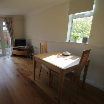Rent this 2 bed house on Hanbury Way in Camberley, GU15 2YB