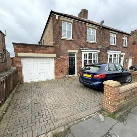 Buy this 3 bed duplex on West Terrace in Spennymoor, DL16 7BW