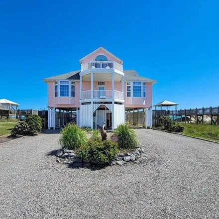 Image 2 - 1178 New River Inlet Road, North Topsail Beach, NC 28460, USA - House for sale