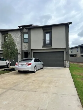 Rent this 5 bed townhouse on 3400 Summerway Drive in Koppe, College Station