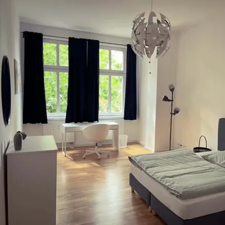 Rent this 4 bed room on Revaler Straße 7 in 10245 Berlin, Germany