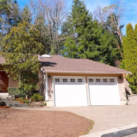 Buy this 3 bed house on 13434 Southeast 52nd Street in Bellevue, WA 98006
