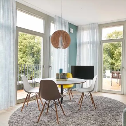 Rent this 5 bed apartment on Eiswerderstraße 17 in 13585 Berlin, Germany