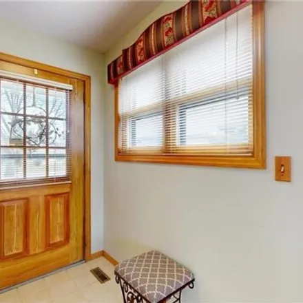 Image 3 - 133 Conner Circle Southwest, Rochester, MN 55902, USA - House for sale