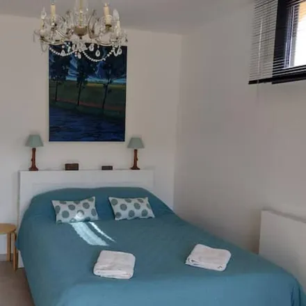 Rent this 3 bed house on 84110 Vaison-la-Romaine
