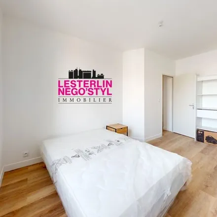 Rent this 4 bed apartment on 35 Place de l'Hôtel de Ville in 76600 Le Havre, France