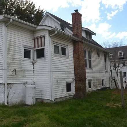 Image 7 - Queen Anne's County Health Department, North Commerce Street, Centreville, MD 21617, USA - House for sale