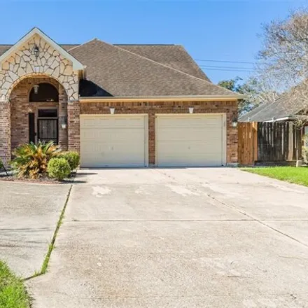 Rent this 5 bed house on 5500 Holly View Drive in Houston, TX 77091
