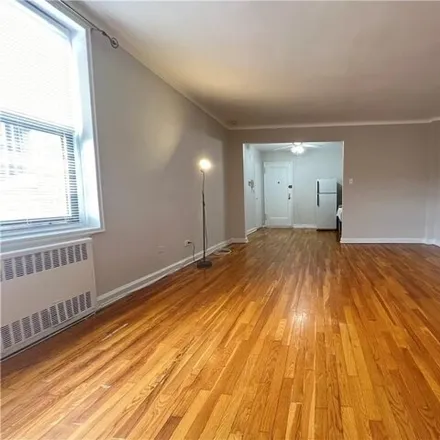 Image 7 - 61 Oliver Street, New York, NY 11209, USA - Apartment for sale