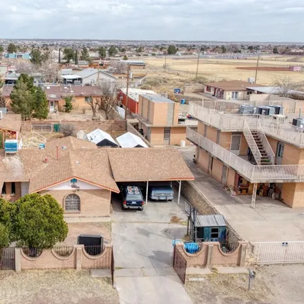 Image 2 - 10196 Jonkoping Road, Moon Addition Number 4 Colonia, Socorro, TX 79927, USA - House for sale