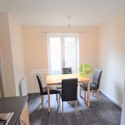 Image 4 - 36 Waterside Lane, Colchester, CO2 8HZ, United Kingdom - Apartment for rent