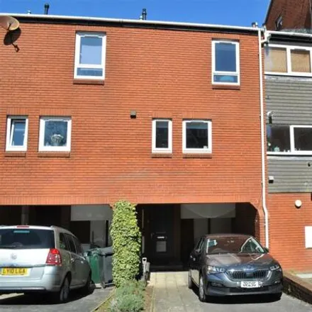 Buy this 3 bed townhouse on Jephson Close in Eastbourne, BN20 7JJ
