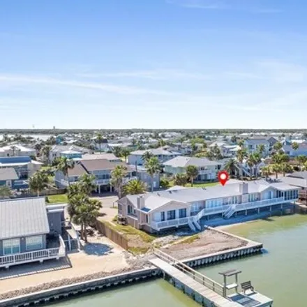 Image 1 - 1884 Bay Shore Drive, Rockport, TX 78382, USA - House for sale