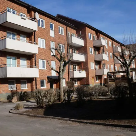 Rent this 2 bed apartment on Wetterlinsgatan 13c in 521 34 Falköping, Sweden