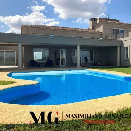 Rent this 5 bed house on unnamed road in Partido de Ezeiza, Carlos Spegazzini