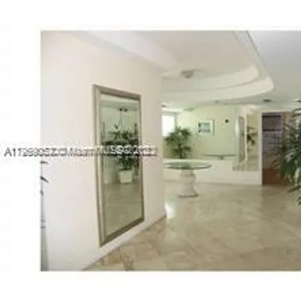 Image 4 - Royal Hotel South Beach, Washington Avenue, Miami Beach, FL 33119, USA - Condo for rent