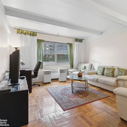 Buy this studio apartment on 550 GRAND STREET H5A in Lower East Side