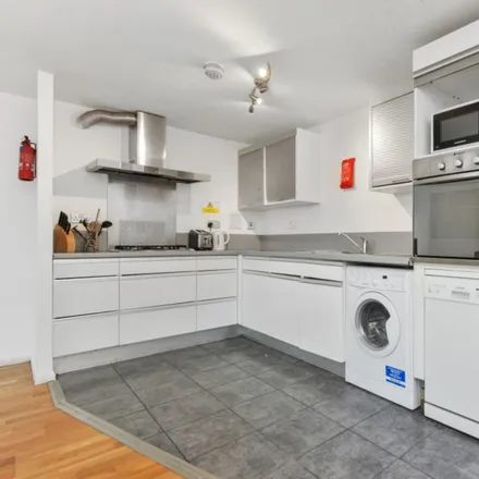 Image 5 - Macclesfield Road, London, EC1V 8DG, United Kingdom - Room for rent