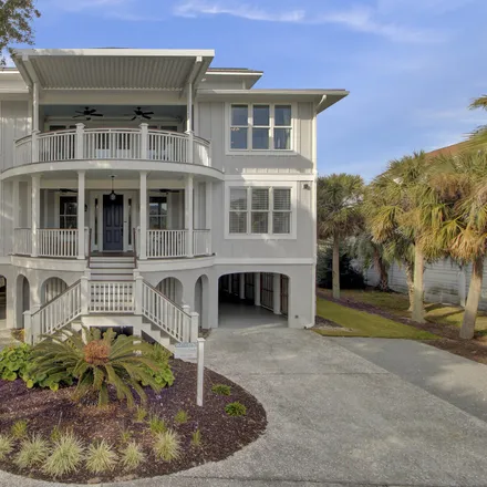 Buy this 7 bed house on 3705 Palm Boulevard in Isle of Palms, Charleston County