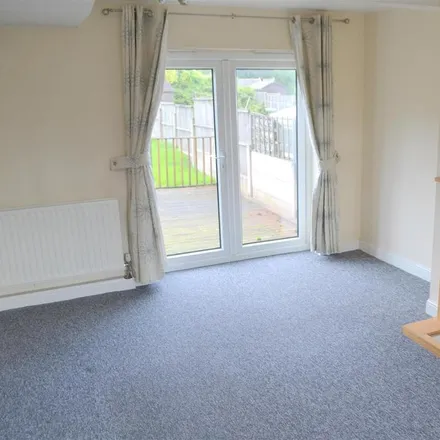 Image 2 - Highgate, Coseley, DY3 1UN, United Kingdom - House for rent