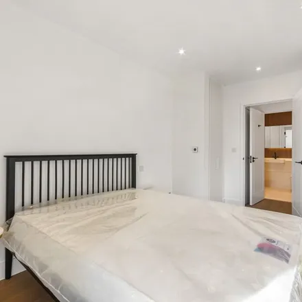 Image 5 - unnamed road, Strand-on-the-Green, London, TW8 0SL, United Kingdom - Apartment for rent