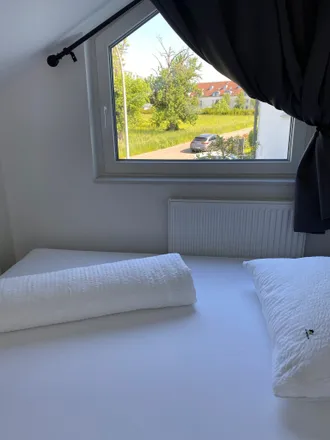 Rent this 1 bed apartment on Lindenbühlweg 35 in 70736 Fellbach, Germany