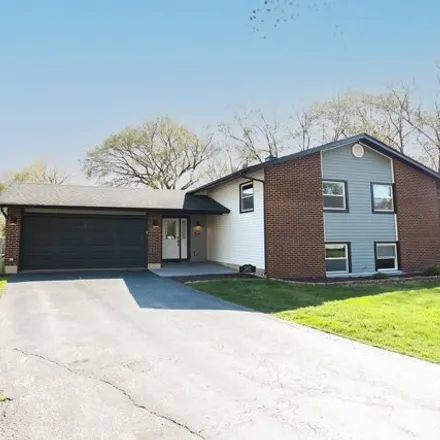 Buy this 5 bed house on 2801 Burke Court in Woodridge, IL 60517