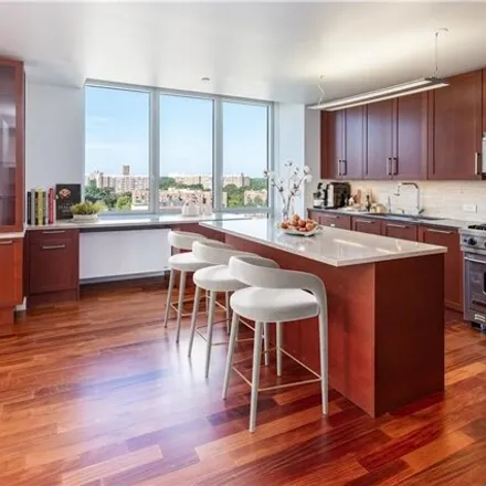 Image 6 - 3621 Henry Hudson Parkway West, New York, NY 10463, USA - Condo for sale