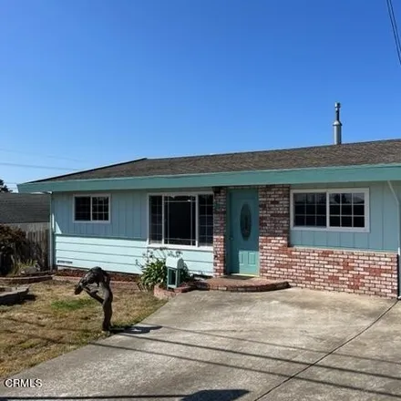 Buy this 3 bed house on 523 East Chestnut Street in Fort Bragg, CA 95437