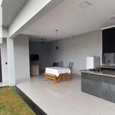 Buy this 2 bed house on Rua Oswaldo Tonello in Jardim dos Buritis, São José do Rio Preto - SP