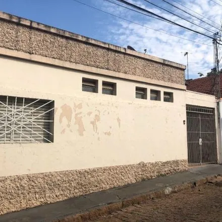 Rent this 3 bed house on Rua Hermínio Pinto in Vila Flores, Bauru - SP