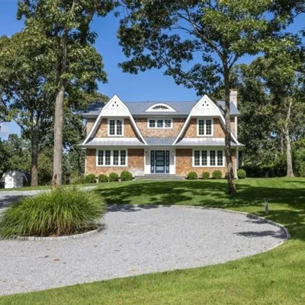 Buy this 3 bed house on 14 Highland Road in Southampton, Hampton Bays