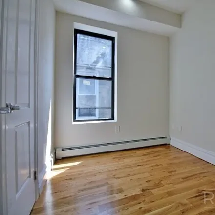 Image 6 - 1576 Lincoln Place, New York, NY 11233, USA - House for rent