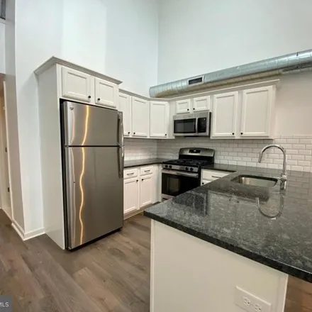 Image 2 - 6619 Ridge Avenue, Philadelphia, PA 19427, USA - Apartment for rent