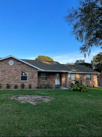 Rent this 3 bed house on Southeast 55th Court in Marion County, FL 34471