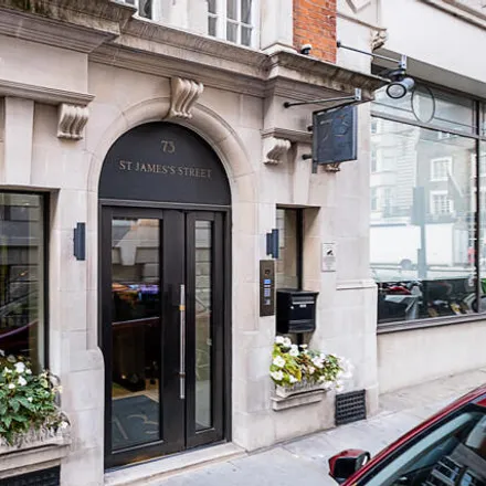 Image 3 - Carlton Club, St. James's Street, London, SW1A 1HJ, United Kingdom - Apartment for sale