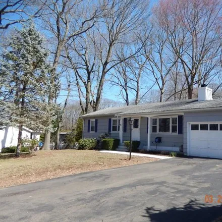 Rent this 3 bed house on 5 Oakdale Road in Branford, CT 06405