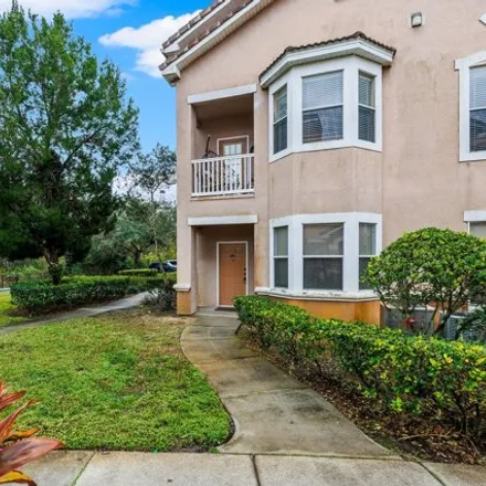 Buy this 2 bed condo on 10598 Villa View Circle in Tampa, FL 33647