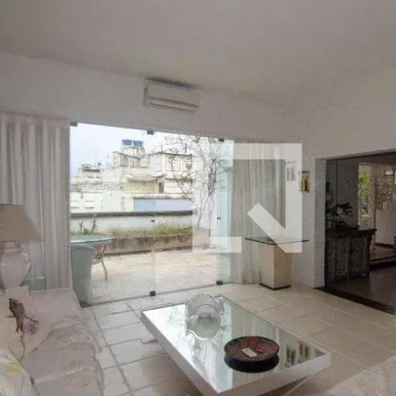 Buy this 1 bed apartment on Rua Copacabana in Caju, Rio de Janeiro - RJ